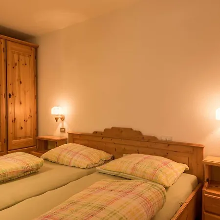 Ferienwohnung Toni Seis *